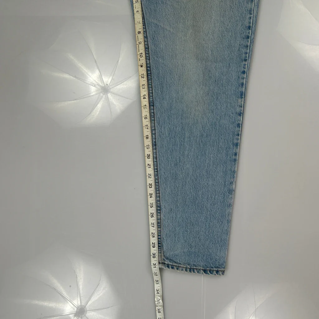550 Levis Jeans - 34W 30L Light Wash Cotton - Image 5