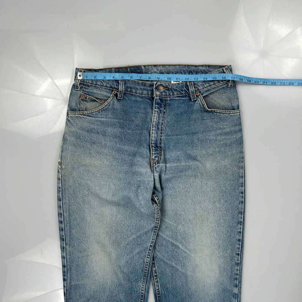 550 Orange Tab Levis Jeans - 36W 30L Blue Cotton - Image 3