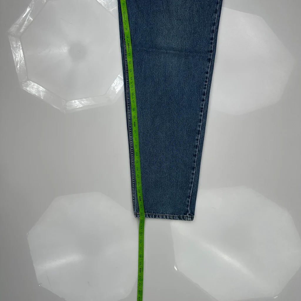 560 Levis Jeans - 33W 32L Blue Cotton - Image 5