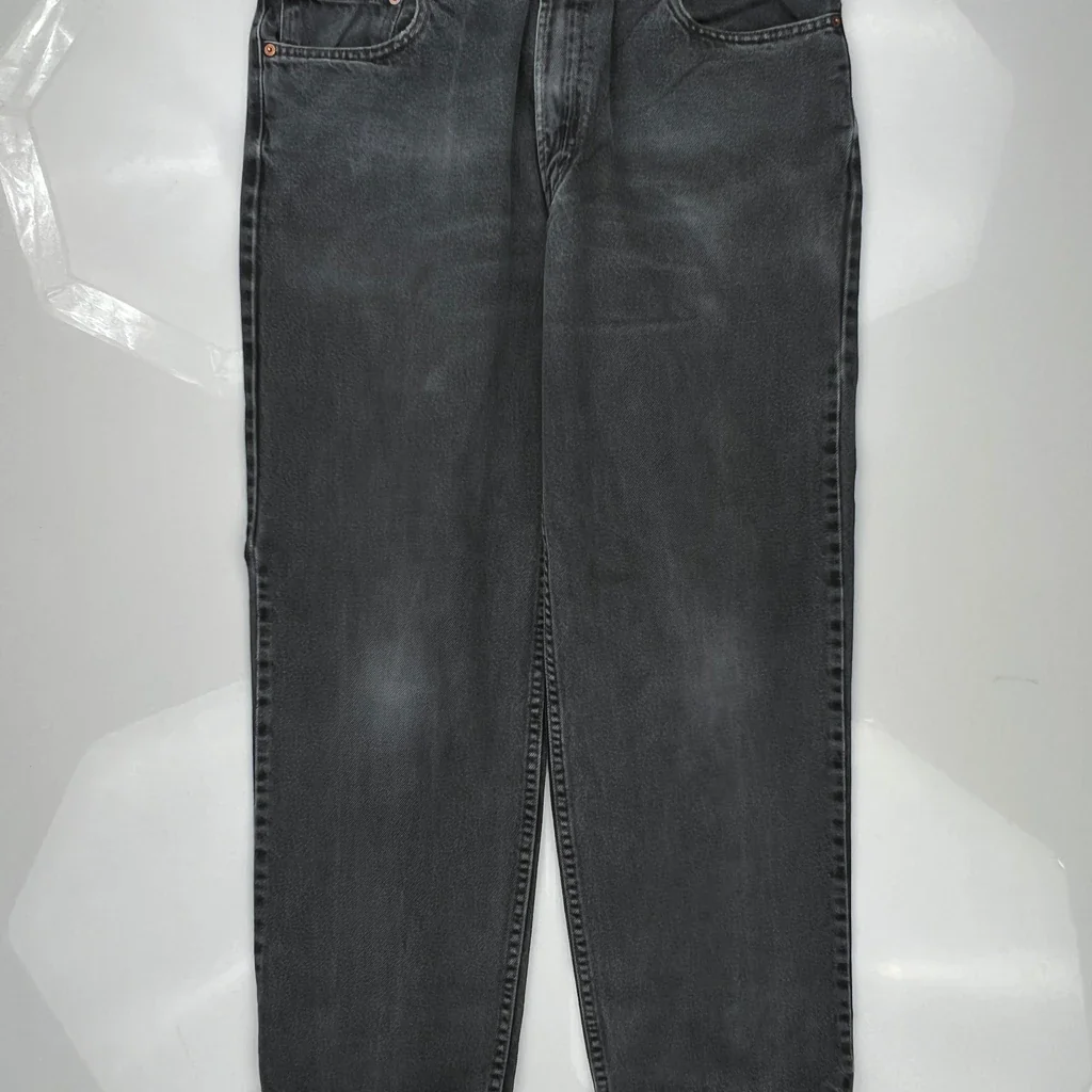 560 Levis Jeans - 36W 30L Gray Denim - Image 3