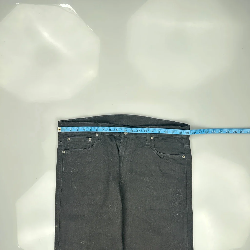 569 Levis Jeans - 38W 31L Black Cotton - Image 3