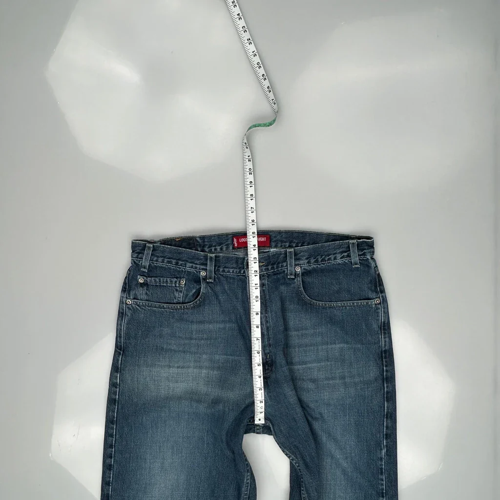 569 Levis Jeans - 38W 33L Blue Denim - Image 4