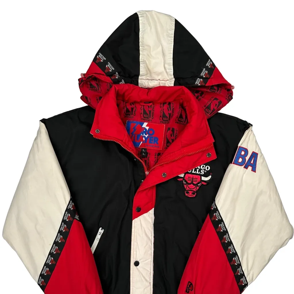 90S Chicago Bulls Pro Player Nba Hooded Graphic Jacket - Large Multicoloured Polyester - Image 4