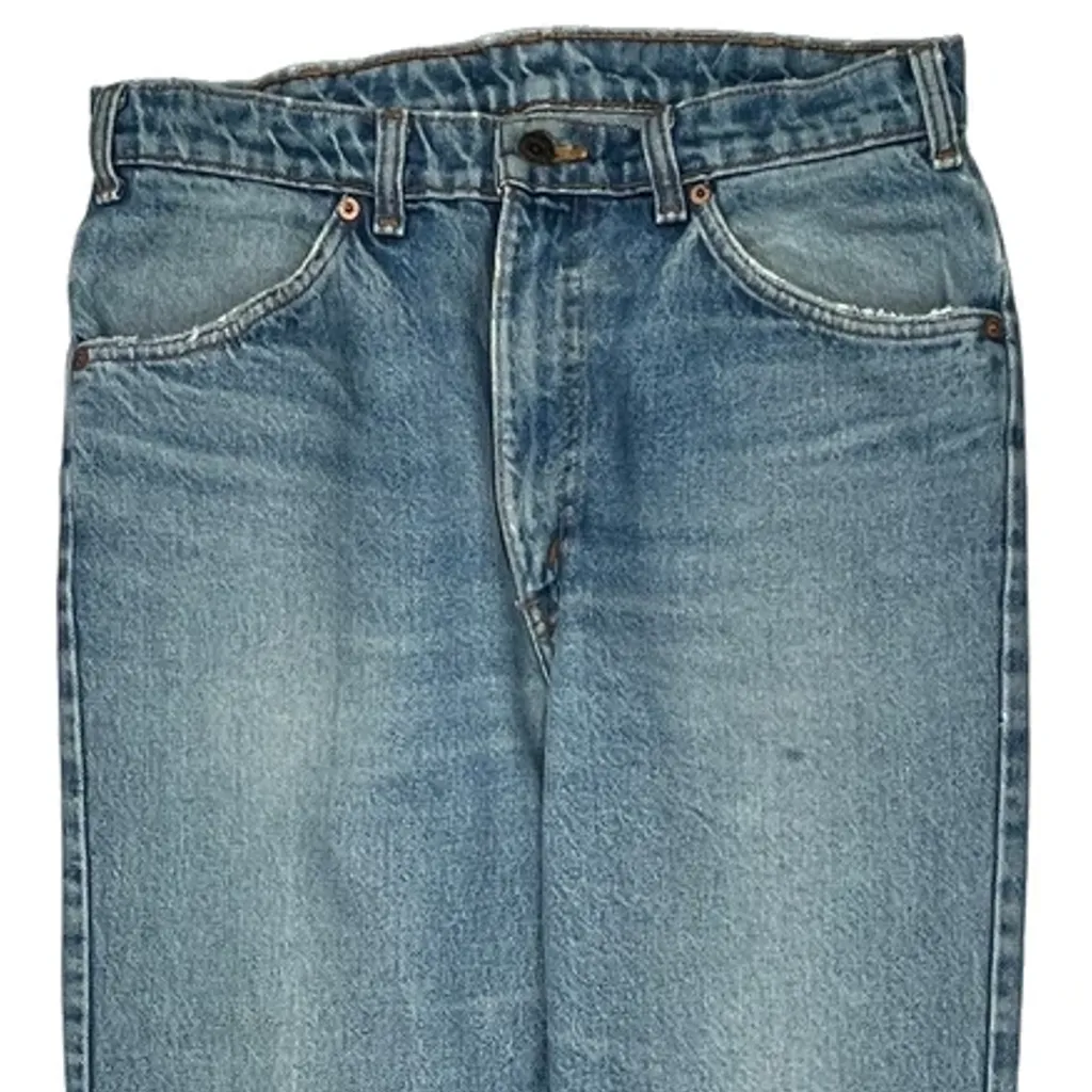 90S Levis Jeans - 32W 31L Light Wash Denim - Image 9