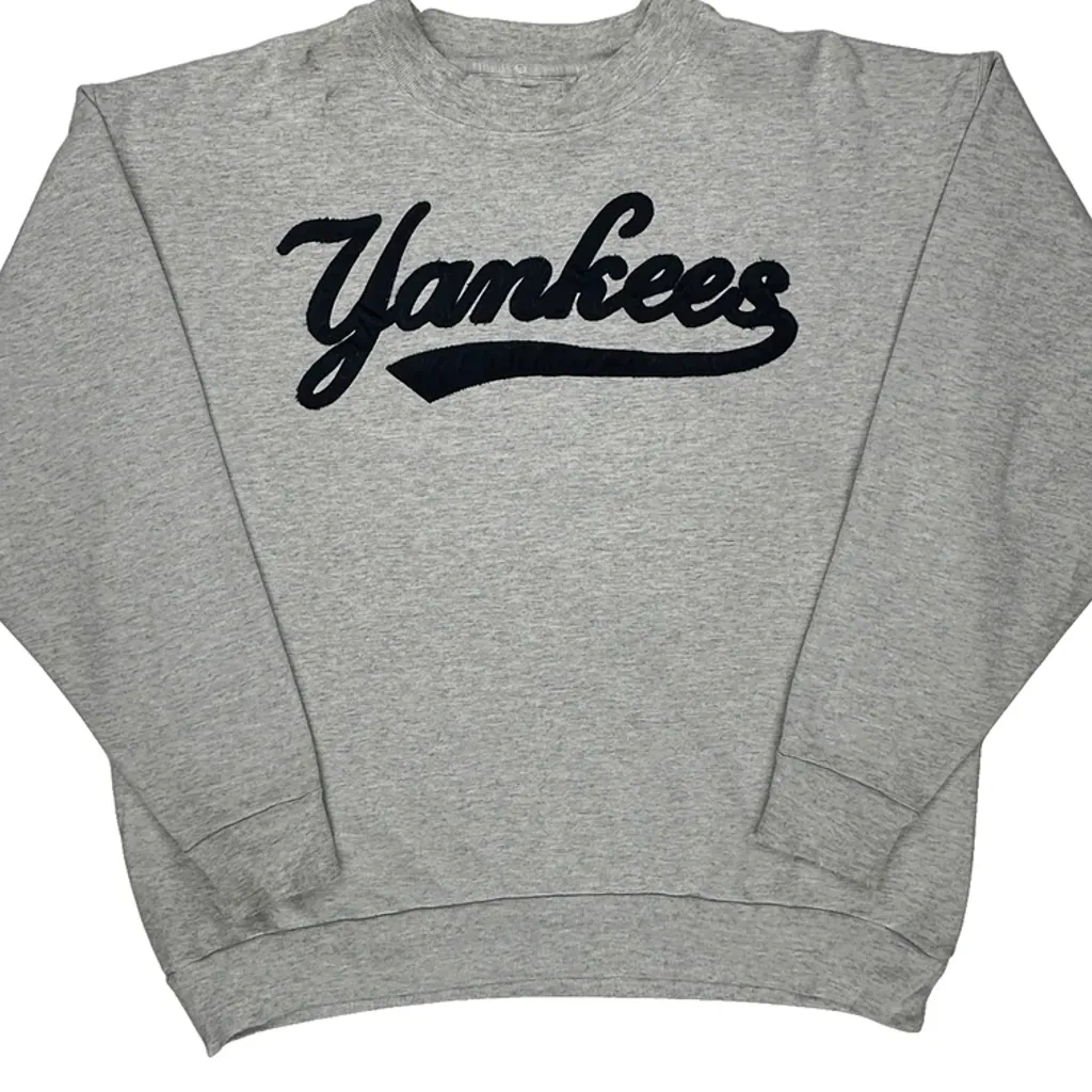 90S Yankees Majestic Spellout Sweatshirt - XL Gray Cotton Blend - Image 4