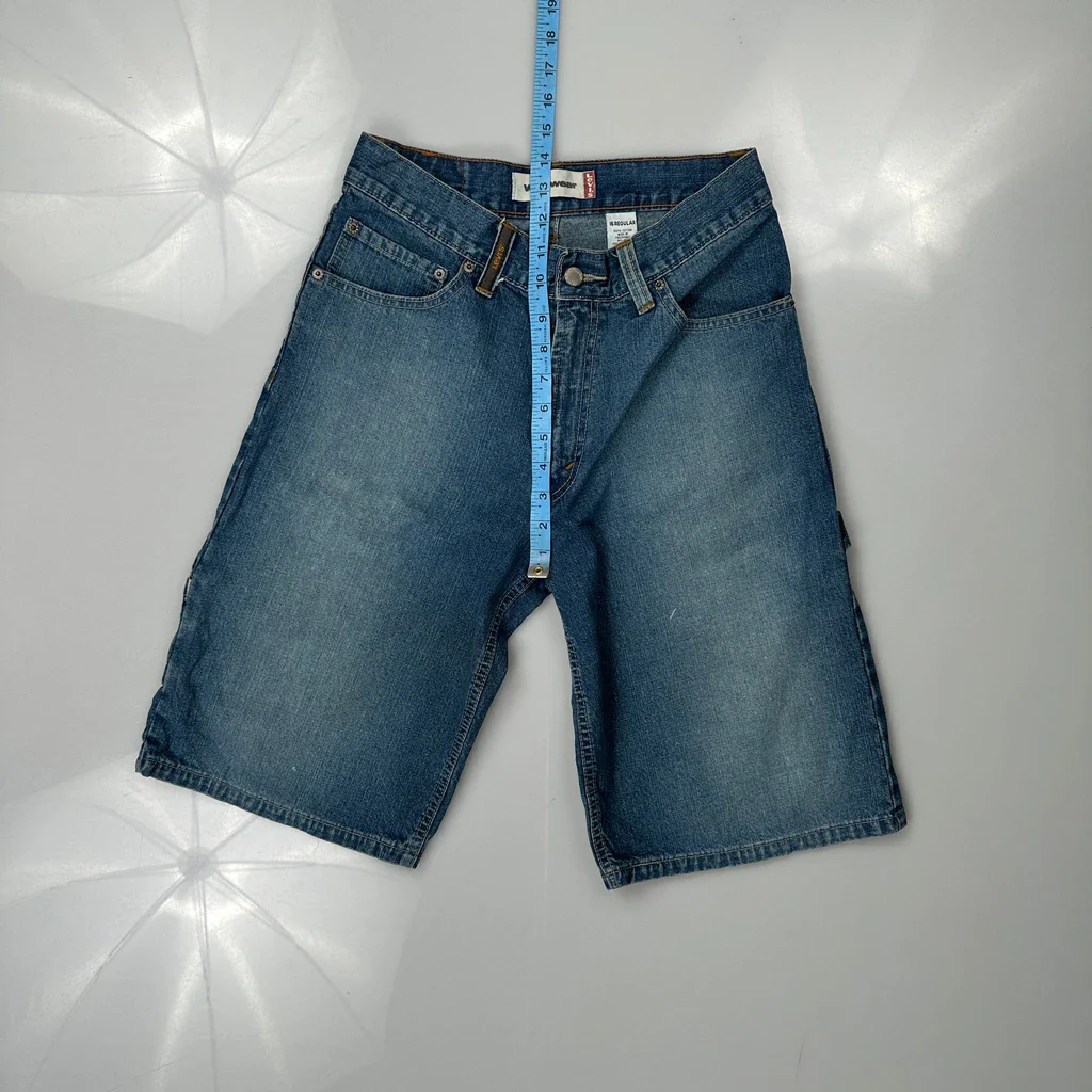 Age 16 Levis Denim Shorts - 28W 11L Blue Denim - Image 4