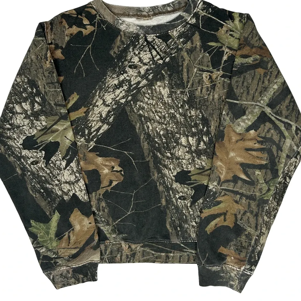 Age 8-10 Mossy Oak Camo Sweatshirt - Medium Green Cotton Blend - Image 4