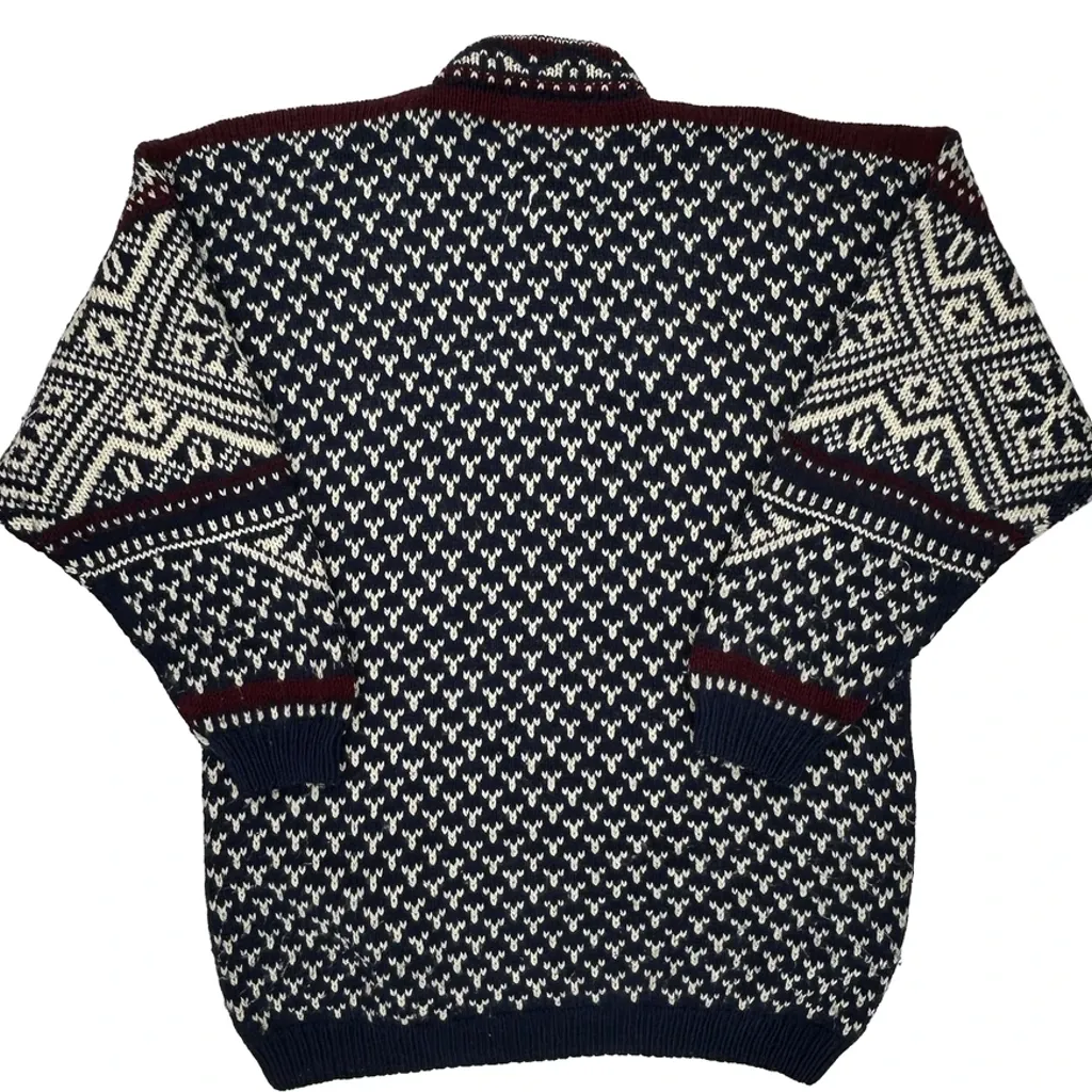 Amalfonias Sweater - Medium Navy Wool - Image 7