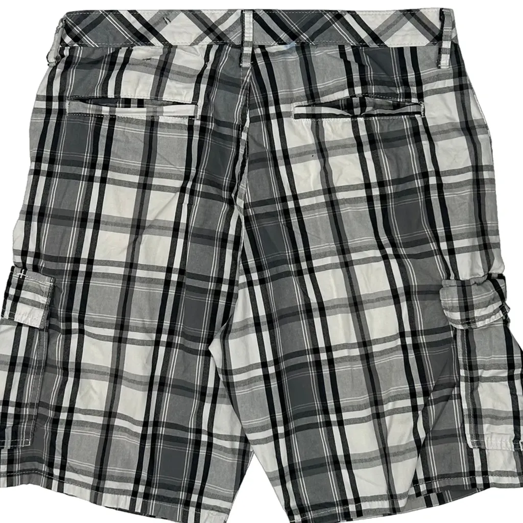 American Eagle Checked Cargo Shorts - 33W 12L Black & White Cotton - Image 8