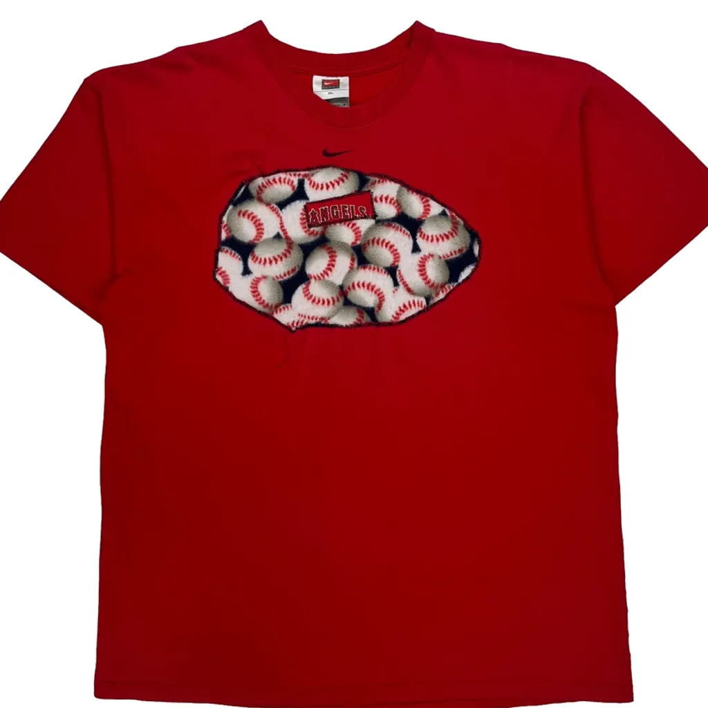Angels Nike Graphic T-Shirt - XL Red Cotton - Image 4