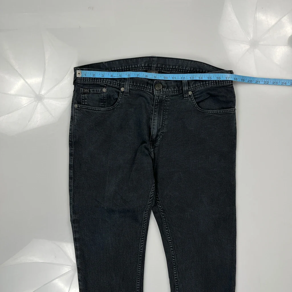 Armani Exchange Jeans - 34W 30L Grey Cotton - Image 3