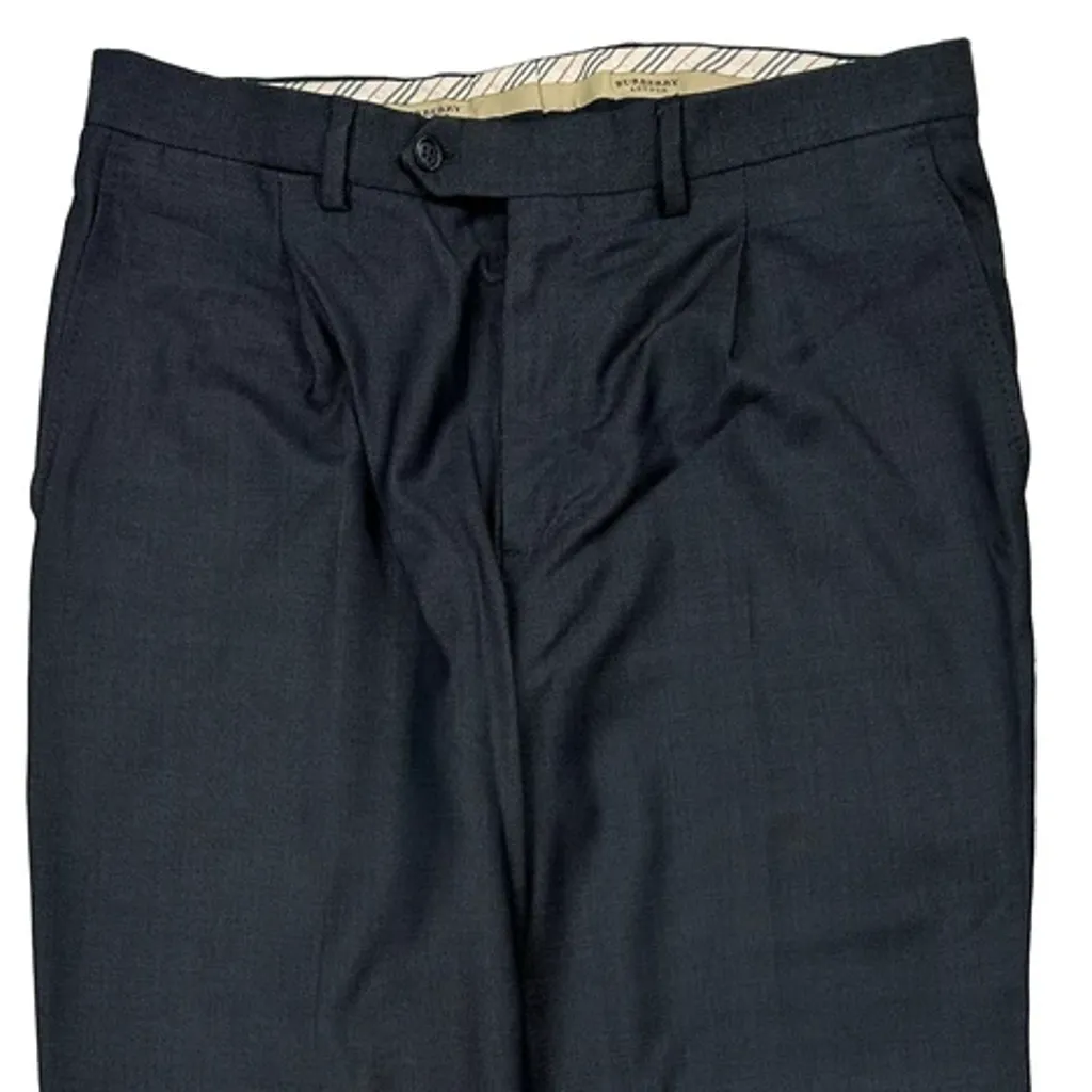 Banana Republic Pleated Trousers - 32W 30L Black Polyester - Image 9
