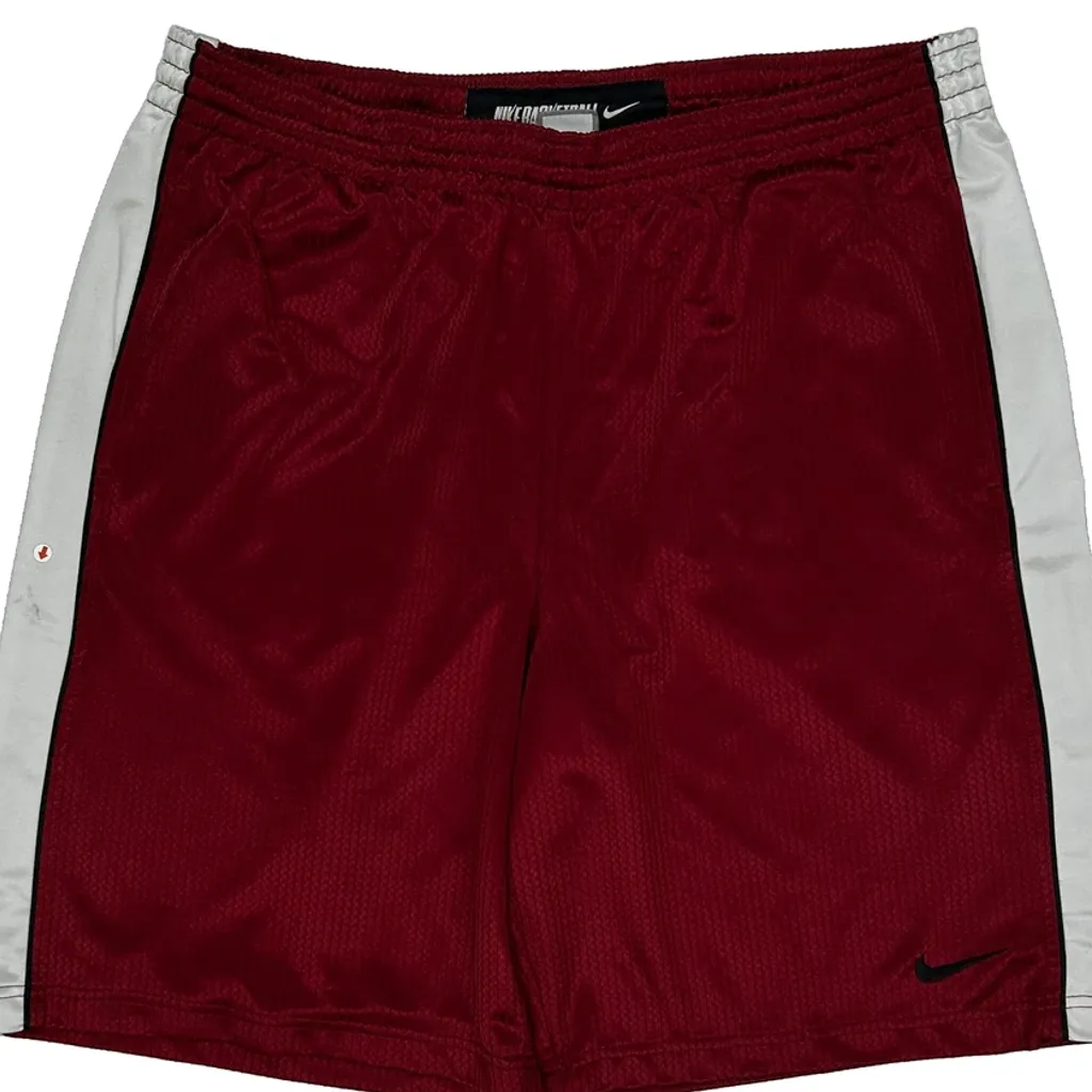 Basketball Nike Sport Shorts - Large Red Polyester - Image 8