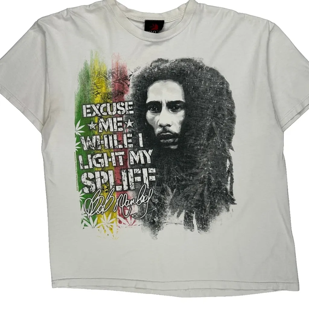 Bob Marley Zion Rootwear Excuse Me While I Light My Spliff T-Shirt - XL White Cotton - Image 4