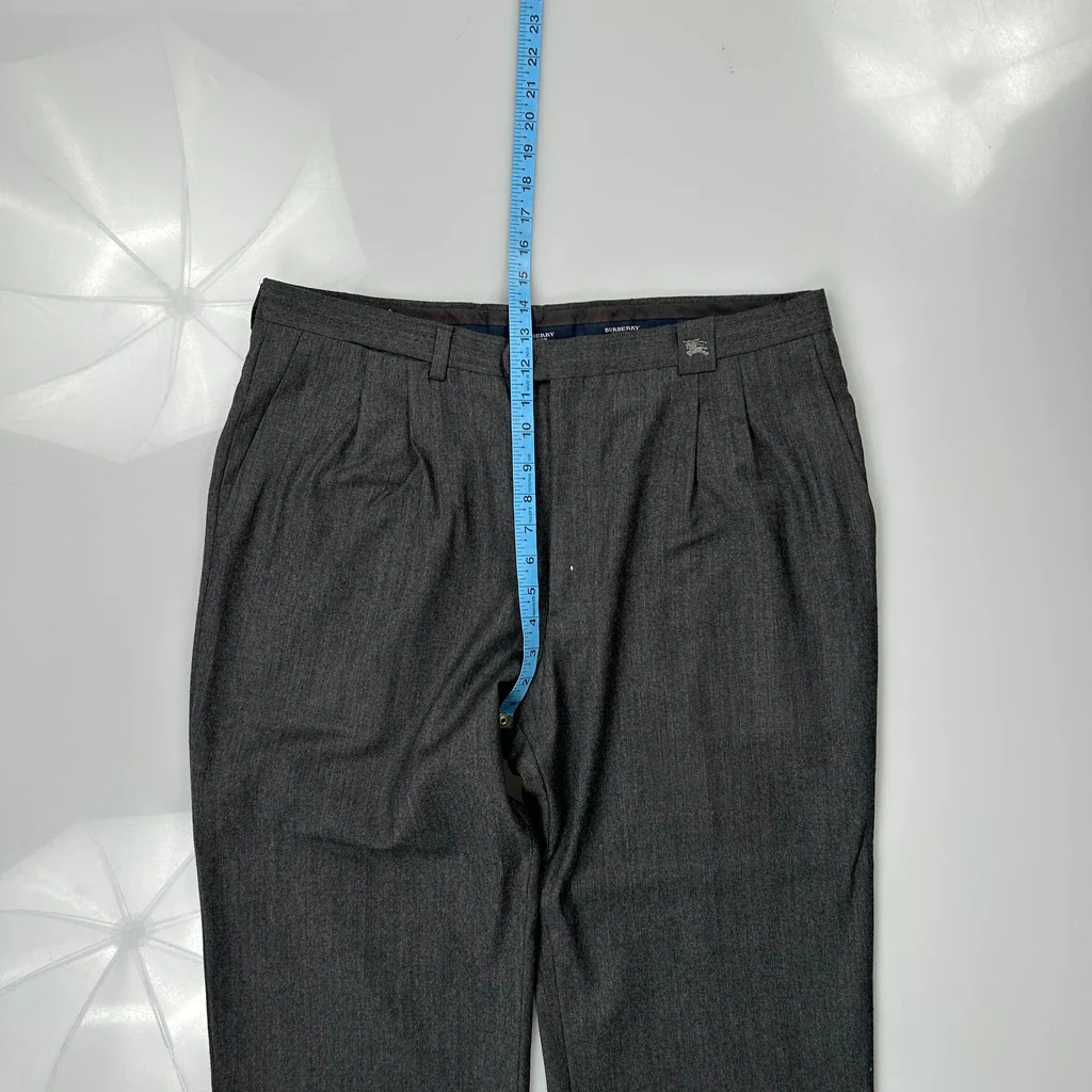 Burberry Pleated Trousers - 36W 29L Grey Wool Blend - Image 4