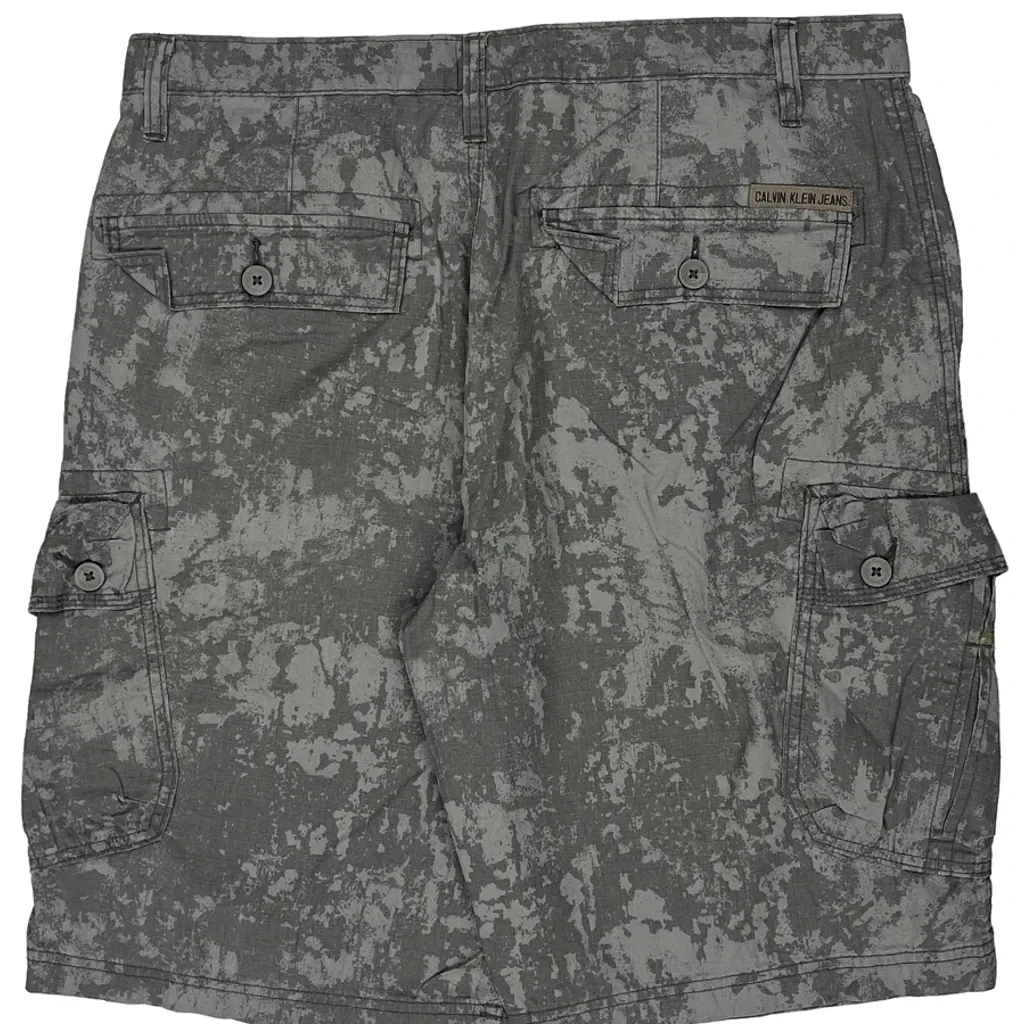 Calvin Klein Jeans Camo Cargo Shorts - 34W 11L Grey Cotton - Image 8