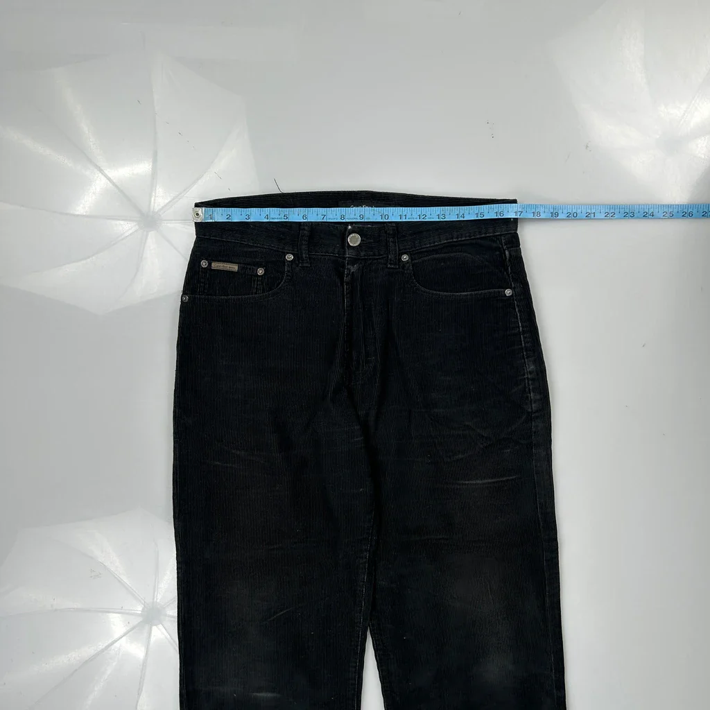 Calvin Klein Jeans Cord Trousers - 33″ Waist Black Corduroy - Image 3