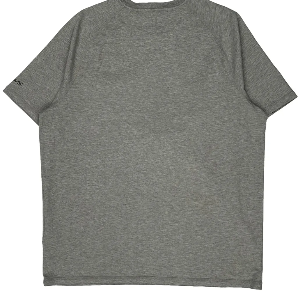 Carhartt T-Shirt - Large Grey Cotton Blend - Image 8