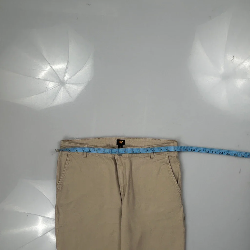 Cat Workwear Cargo Trousers - 34W 31L Beige Cotton - Image 3
