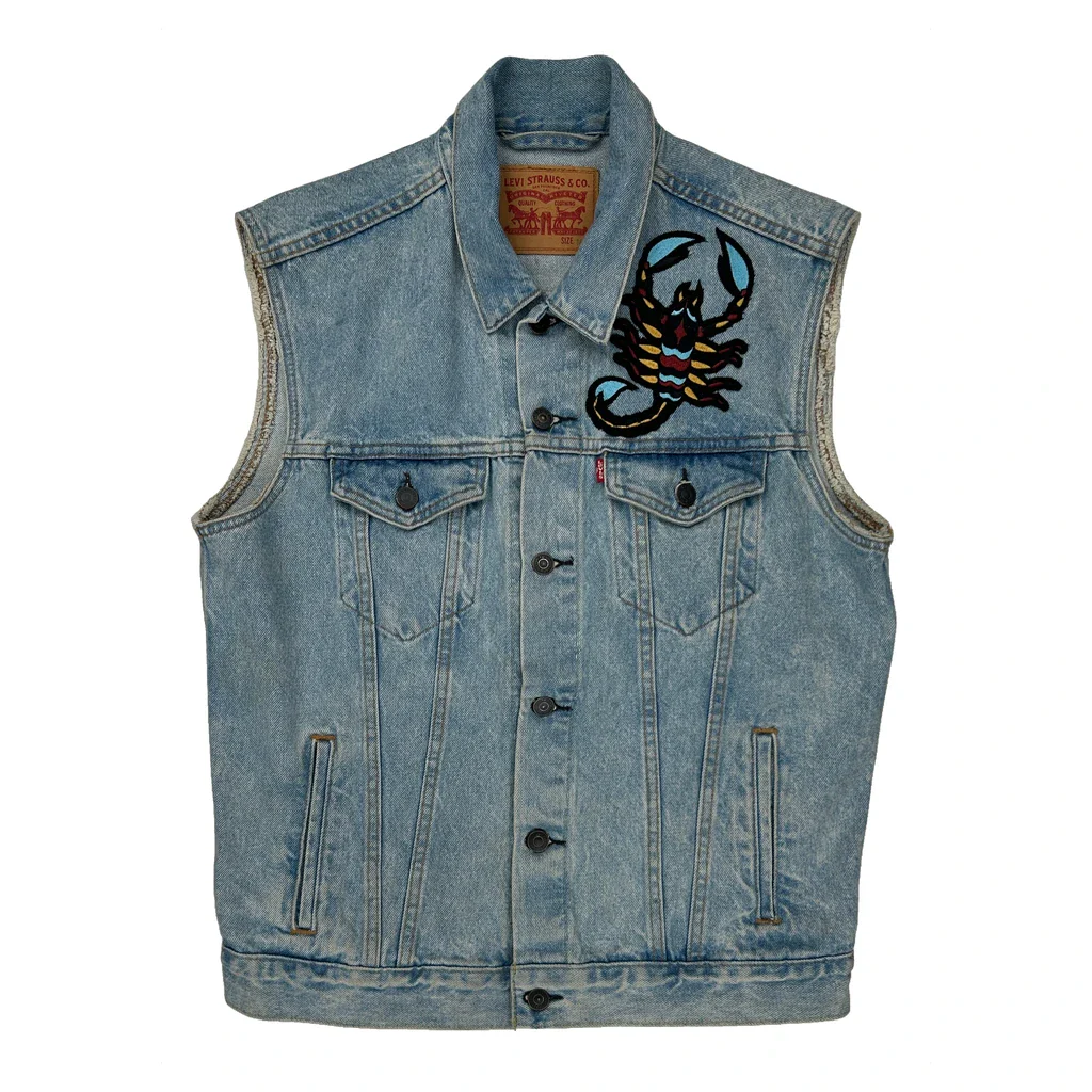 Chicago Blackhawks Levis Graphic Denim Vest - Medium Blue Denim