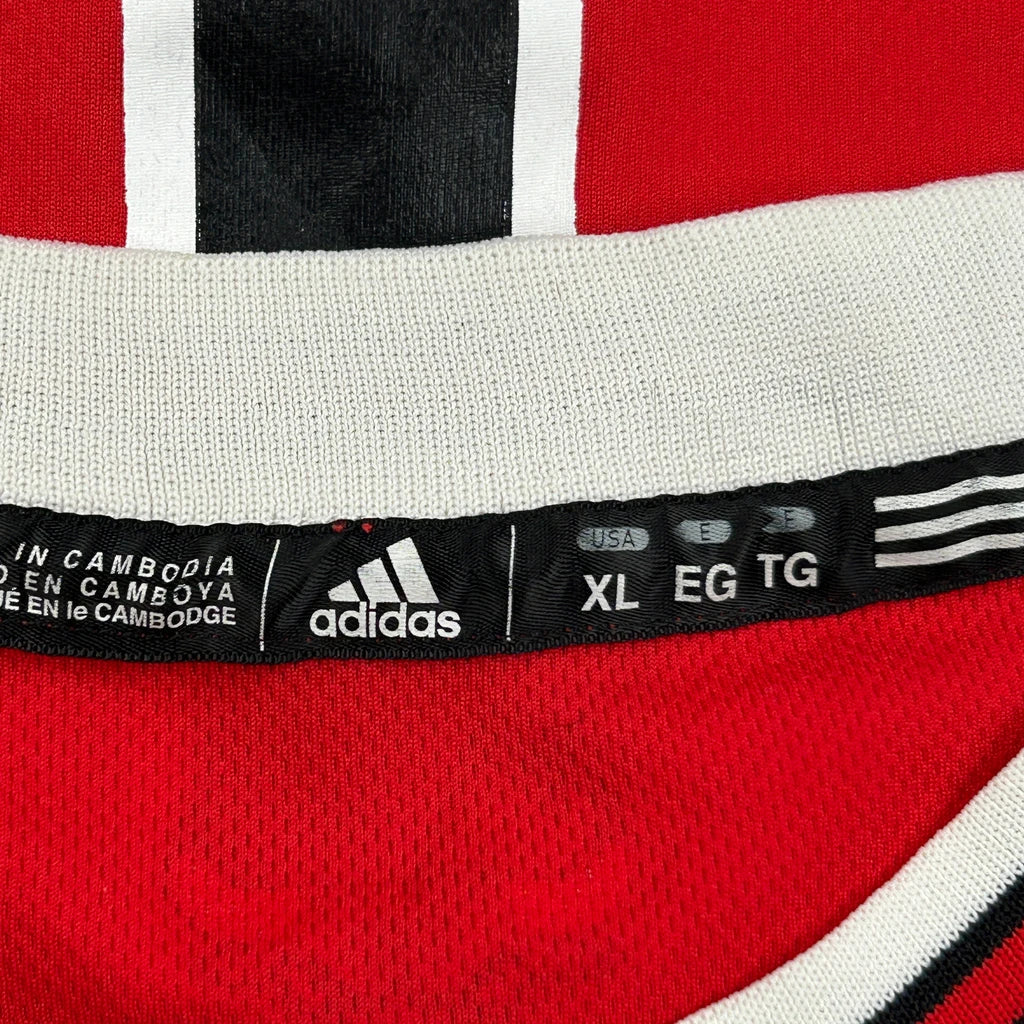 Chicago Bulls Adidas Nba Jersey - XL Red Polyester - Image 3
