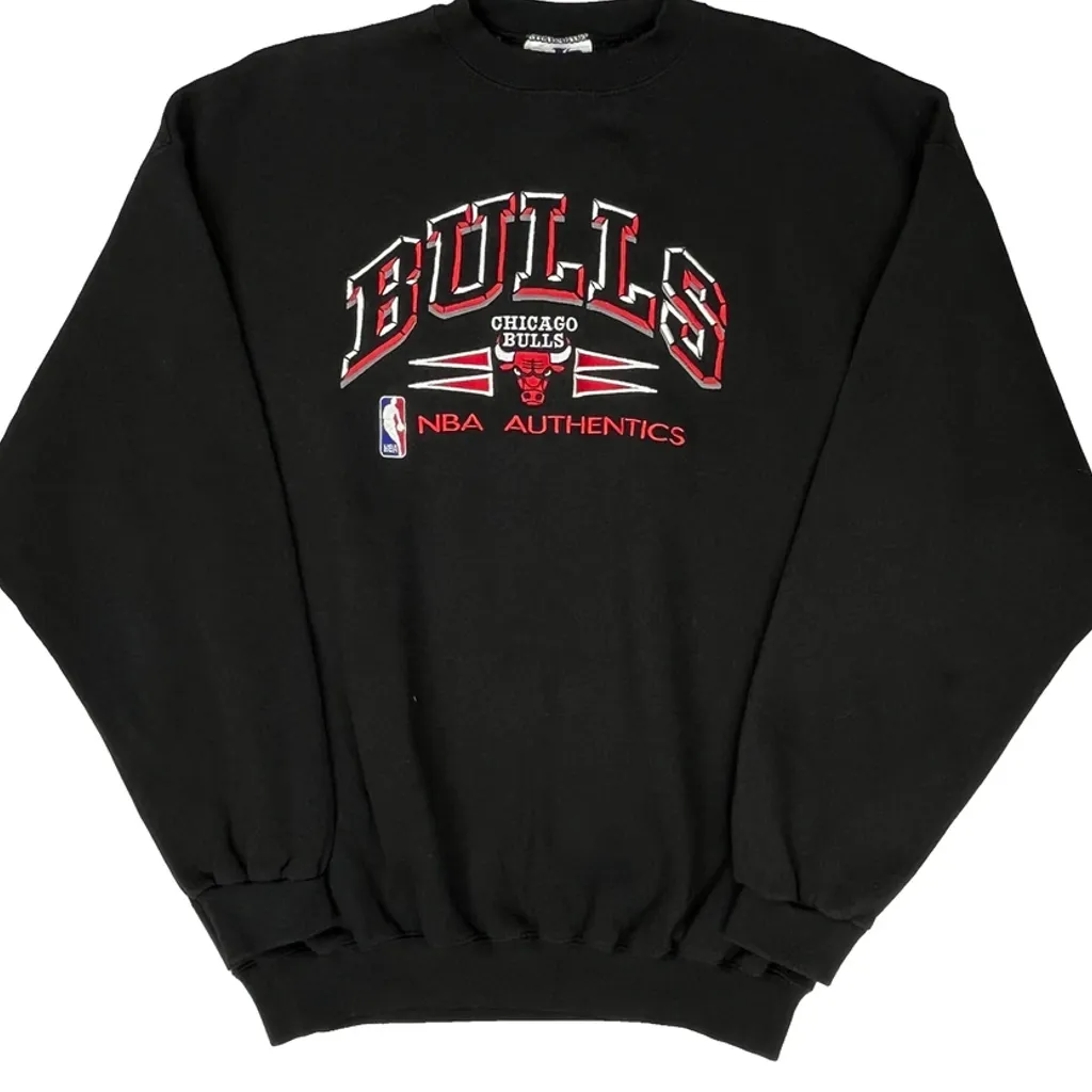 Chicago Bulls Logo Athletics Nba Sweatshirt - XL Black Cotton - Image 5