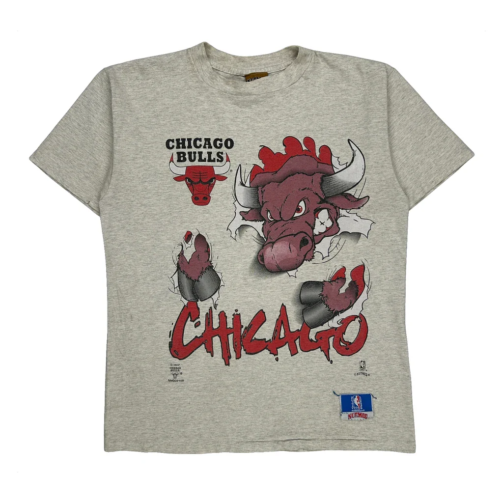 Chicago Bulls Nutmeg Graphic Made In Canada T-Shirt - Medium Gray Cotton