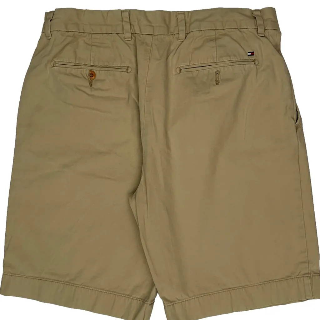 Classic Fit Tommy Hilfiger Chino Shorts - 32W 8L Beige Cotton - Image 11