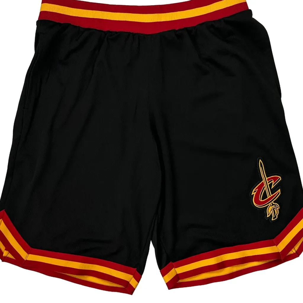 Cleveland Cavaliers Nba Sport Shorts - Large Black Polyester - Image 5