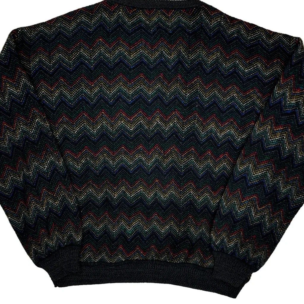 Cosi Crest Jumper - Medium Black Acrylic - Image 5