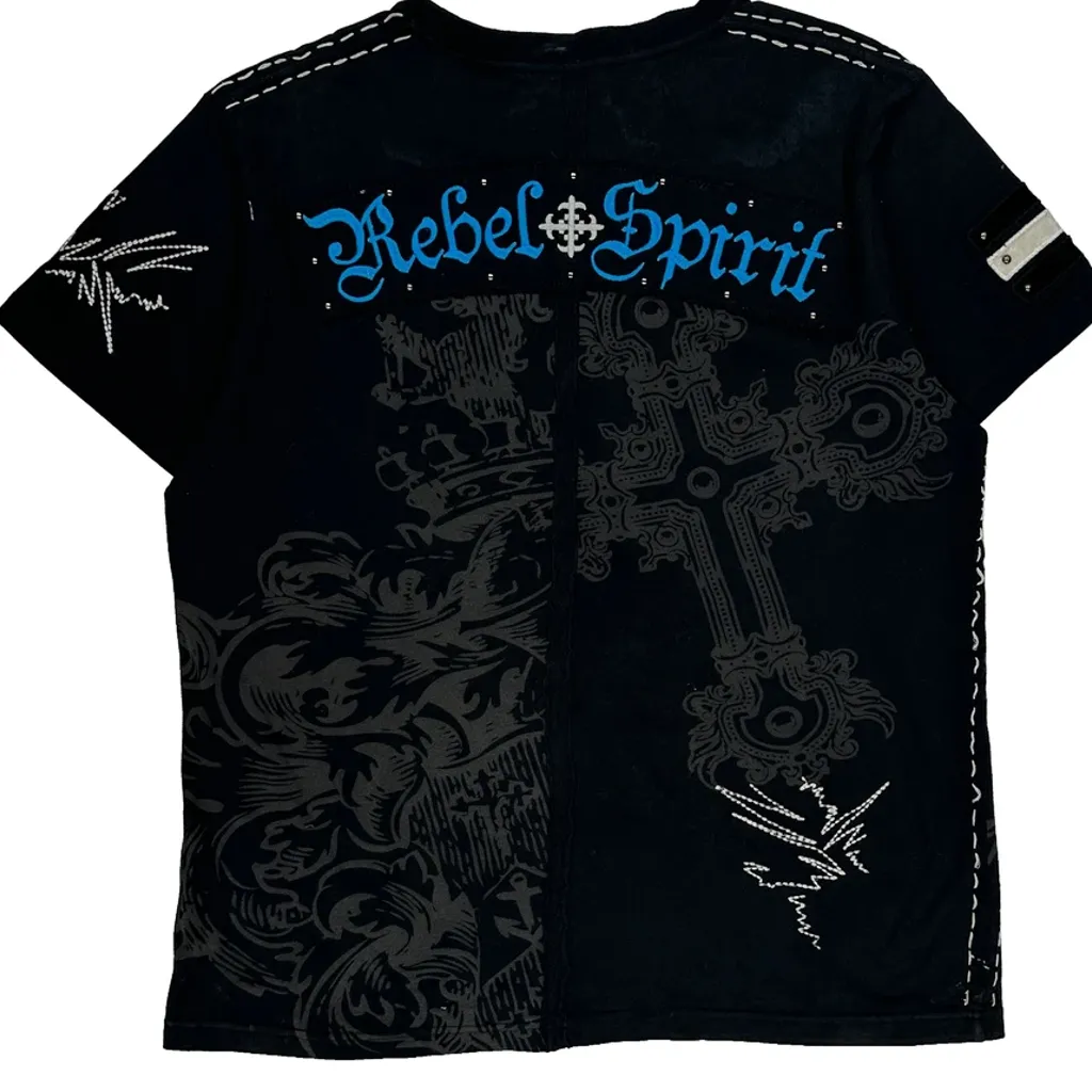 Cross Design Y2K Rebel Spirit Graphic T-Shirt - XL Black Cotton - Image 7