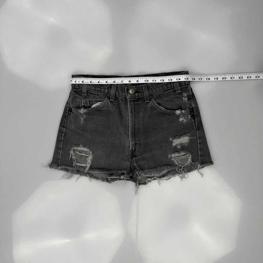 Cut Off Levis Mini Denim Shorts - 30W UK 10 Grey Denim - Image 3