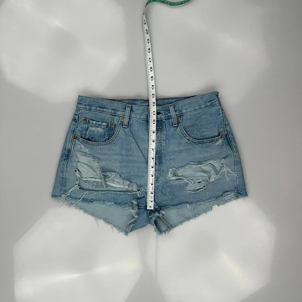 Cut Off Levis Denim Shorts - 32W UK 12 Light Wash Denim - Image 4