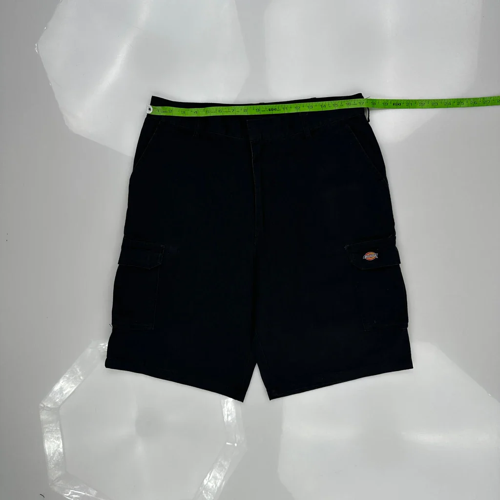 Dickies Cargo Shorts - 34W 11L Black Cotton - Image 3