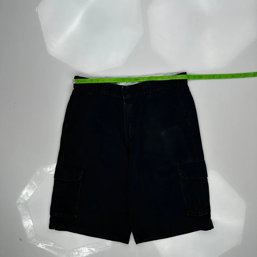 Dickies Cargo Shorts - 36W 13L Black Cotton - Image 3