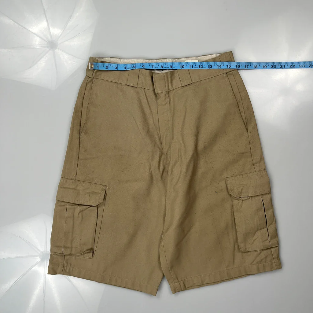 Dickies Cargo Shorts - 32W 13L Khaki Cotton - Image 3