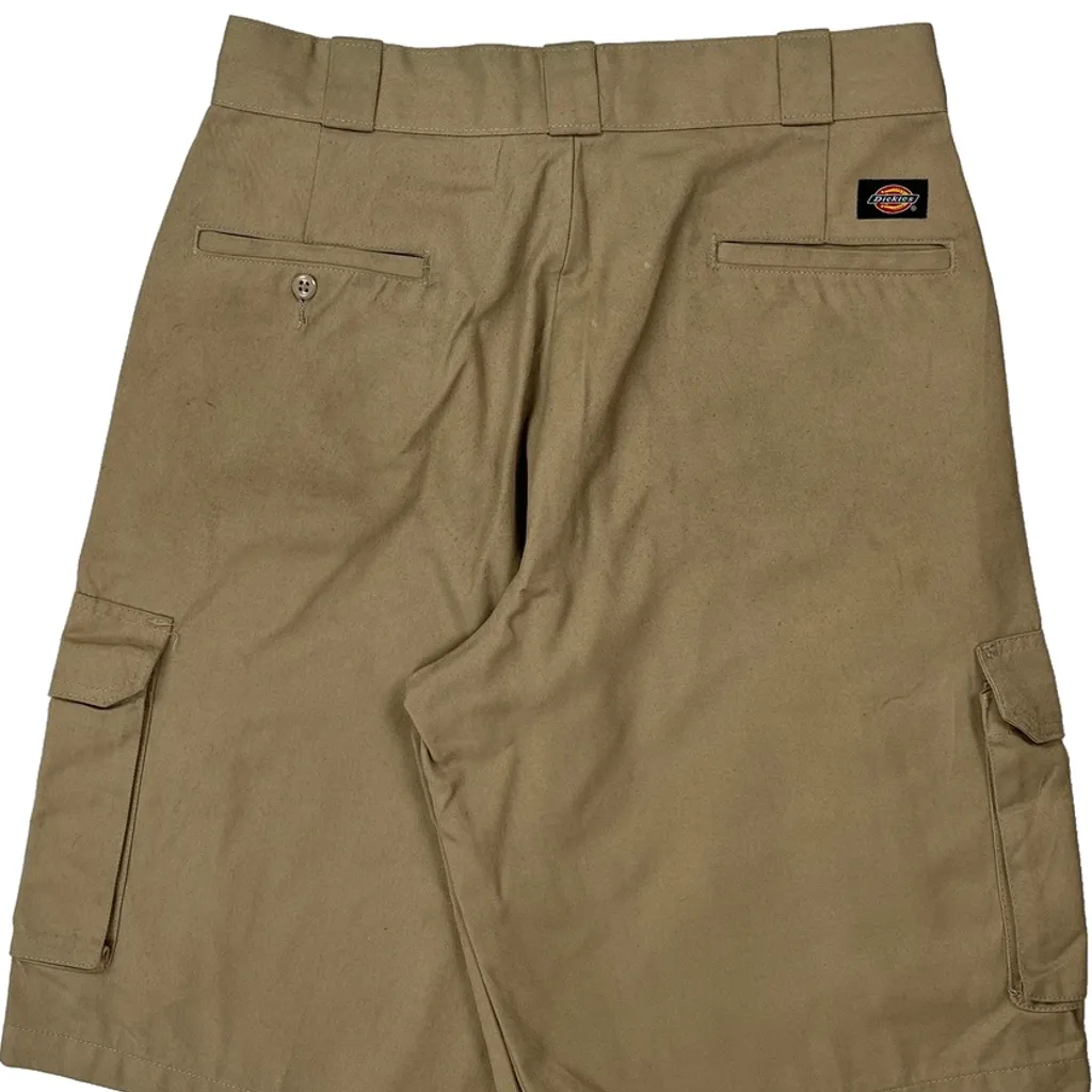 Dickies Cargo Shorts - 32W 13L Khaki Cotton - Image 7