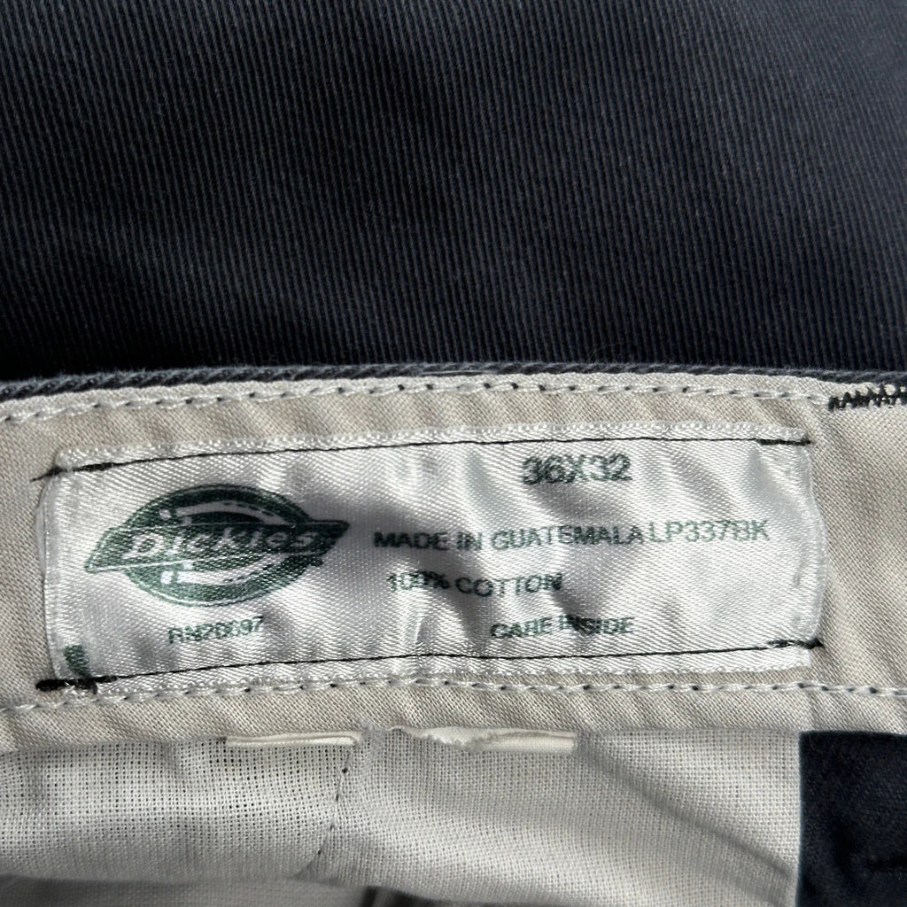 Dickies Cargo Trousers - 34W 30L Black Cotton - Image 6