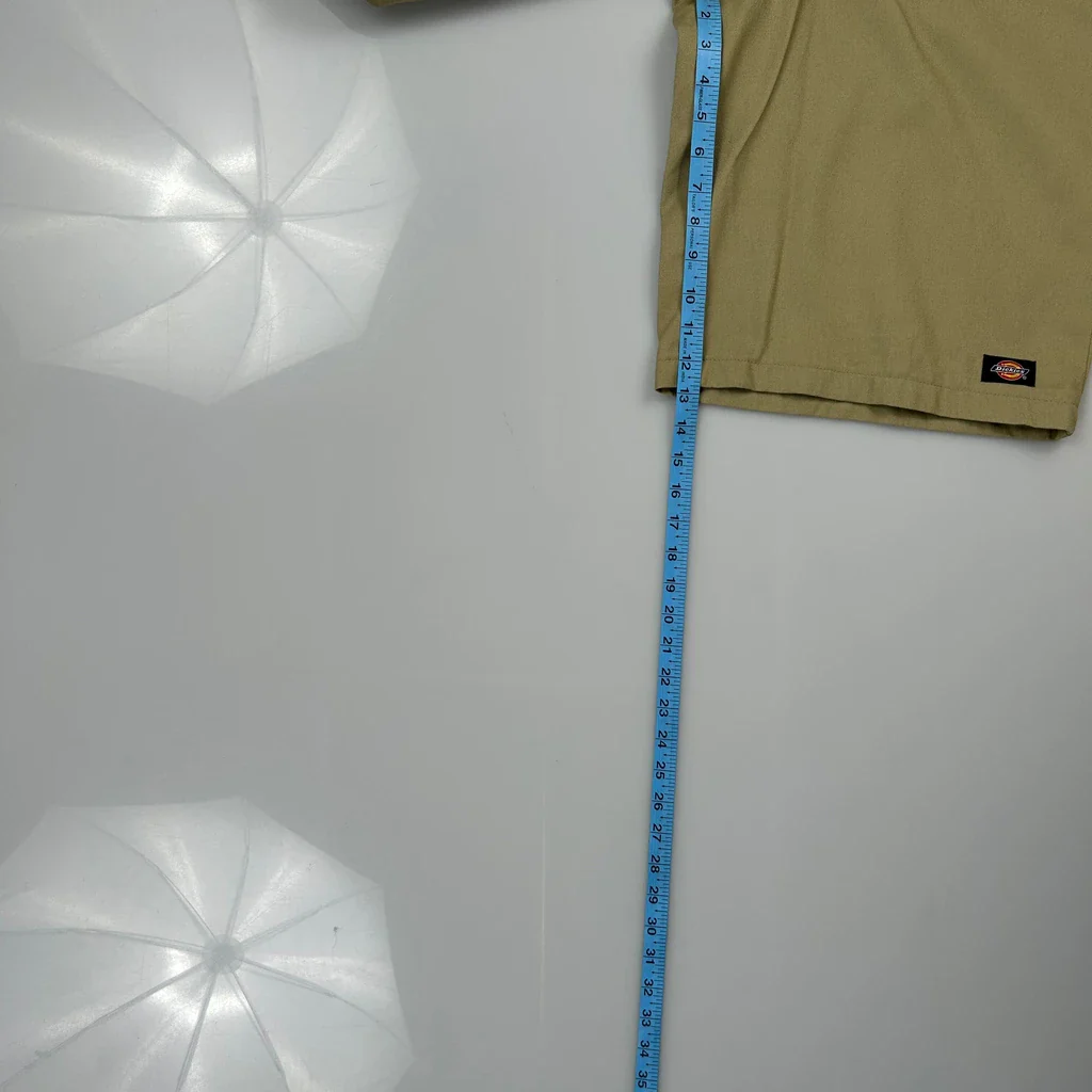 Dickies Baggy Chino Shorts - 32W 11L Khaki Polyester Blend - Image 5
