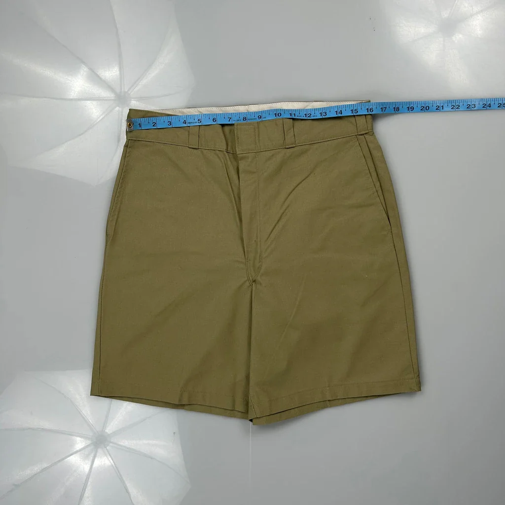 Dickies Baggy Chino Shorts - 32W 8L Khaki Polyester Blend - Image 3