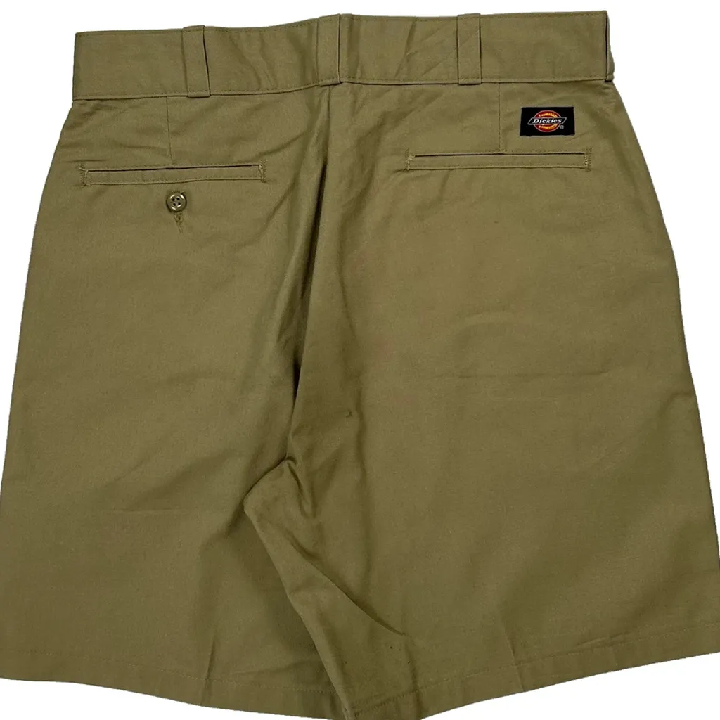 Dickies Baggy Chino Shorts - 32W 8L Khaki Polyester Blend - Image 8