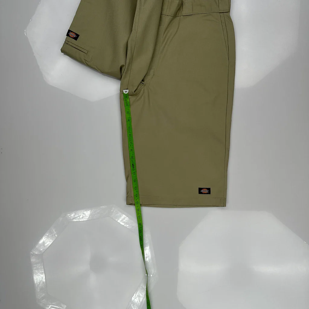 Dickies Baggy Chino Shorts - 33W 11L Khaki Polyester Blend - Image 5