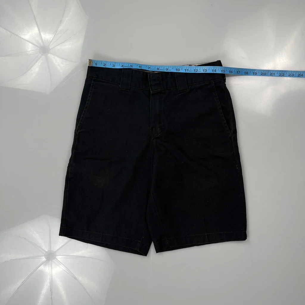 Dickies Shorts - 30W 11L Black Polyester Blend - Image 3