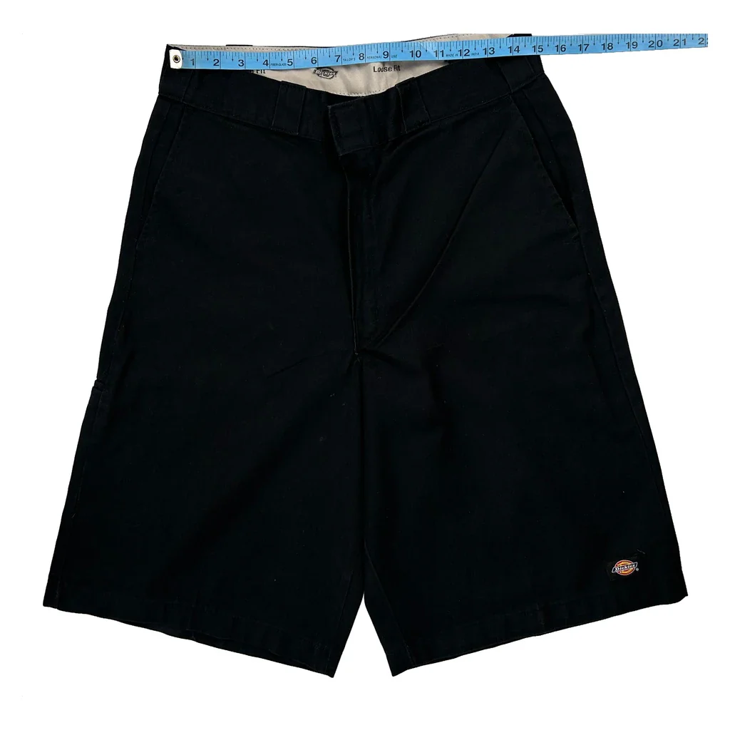 Dickies Baggy Shorts - 30W 11L Black Polyester Blend - Image 2