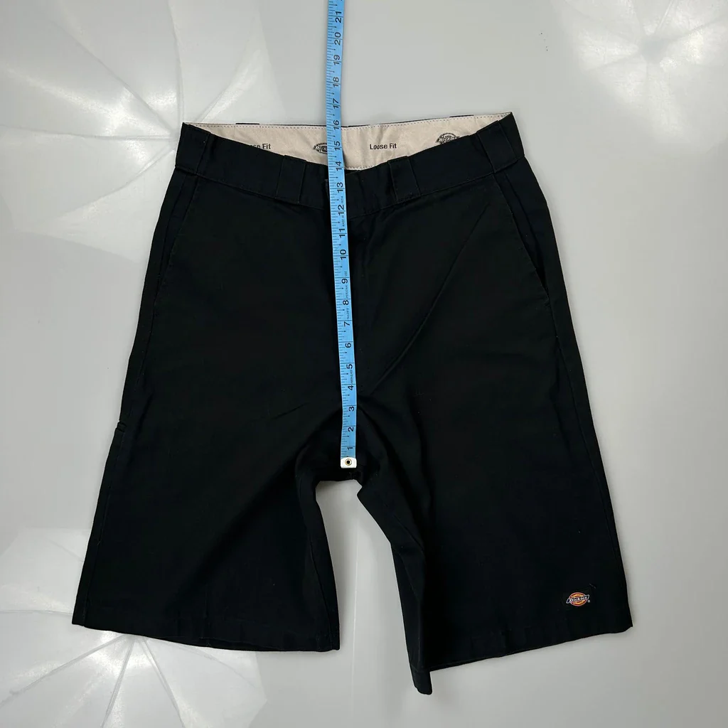 Dickies Baggy Shorts - 30W 11L Black Polyester Blend - Image 3
