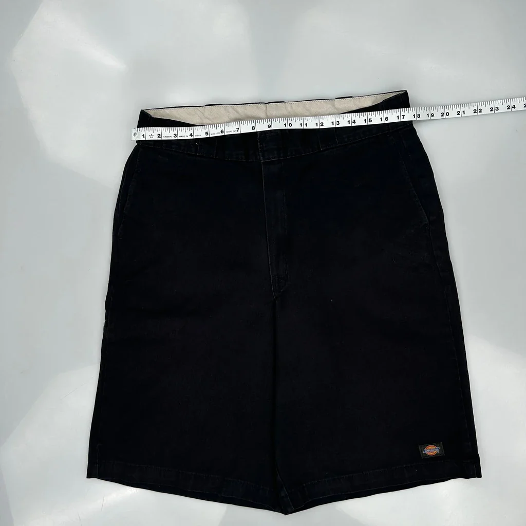 Dickies Baggy Shorts - 34W 11L Black Cotton - Image 3