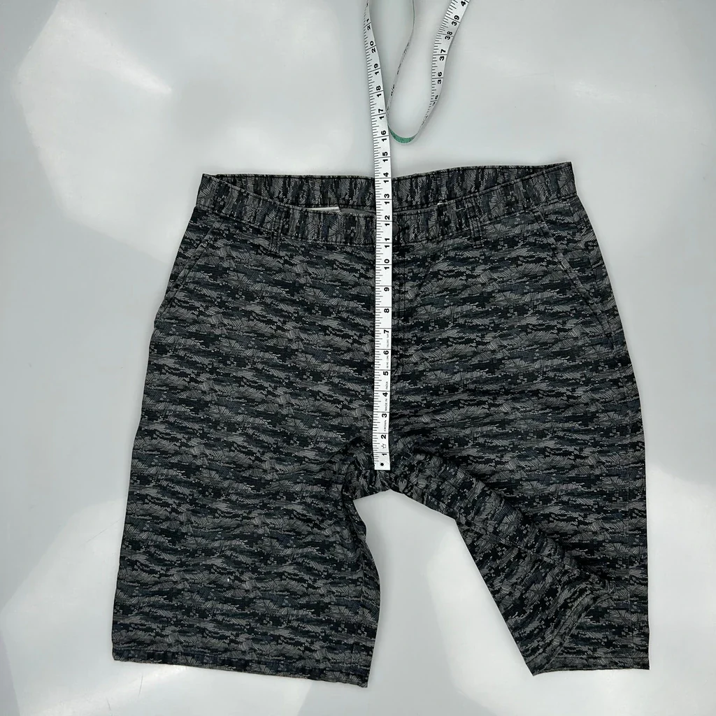 Dickies Baggy Camo Shorts - 36W 10L Grey Cotton - Image 4