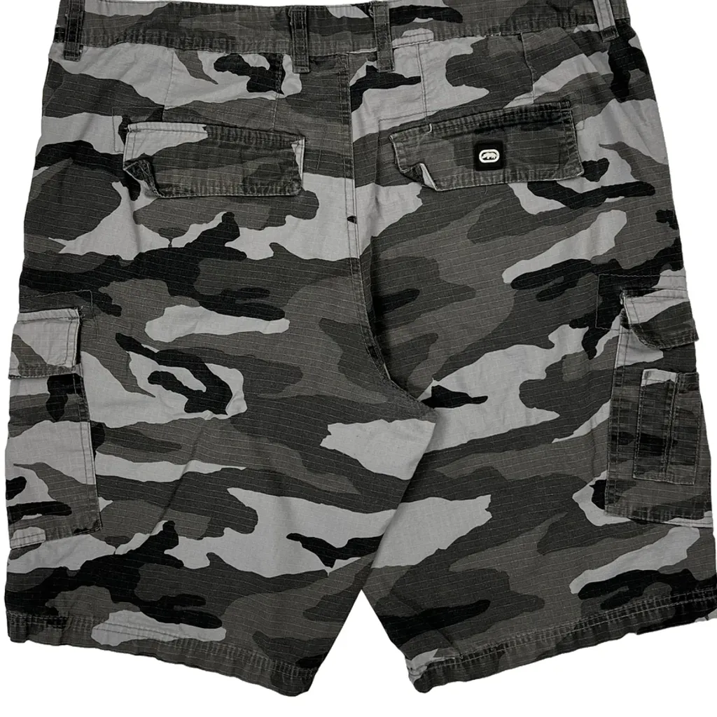 Ecko Unltd Camo Cargo Shorts - 36W 10L Gray Cotton - Image 8