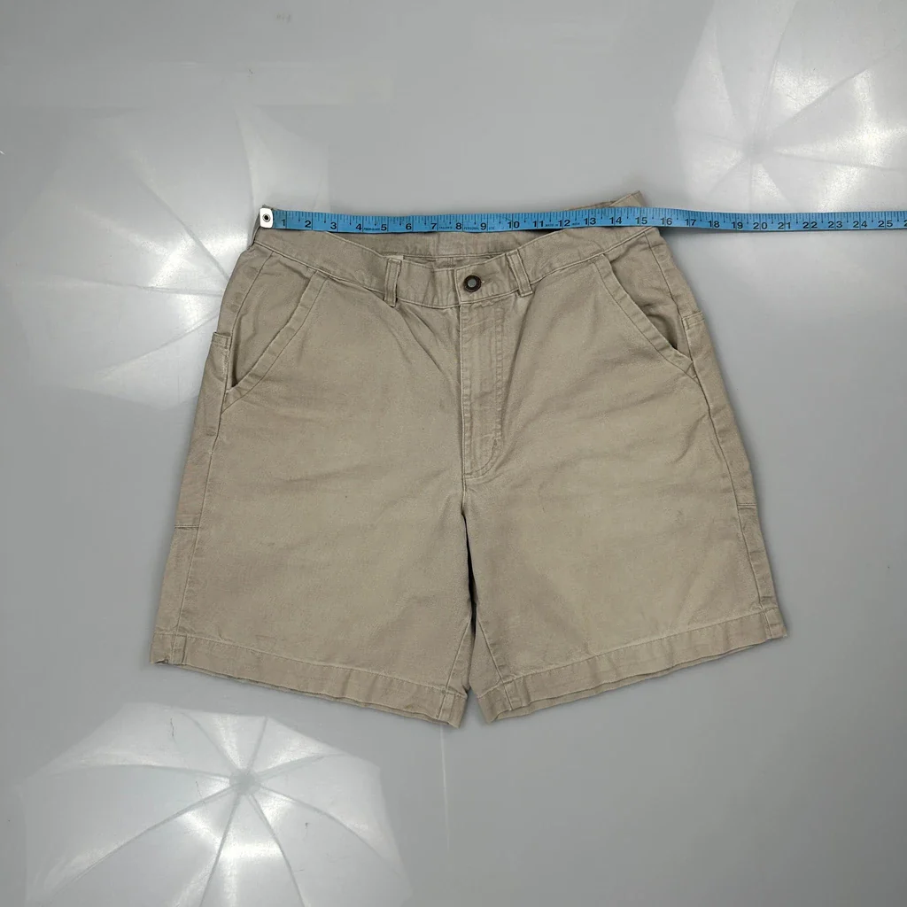 Eddie Bauer Swing Pocket Shorts - 30W 8L Beige Cotton - Image 3