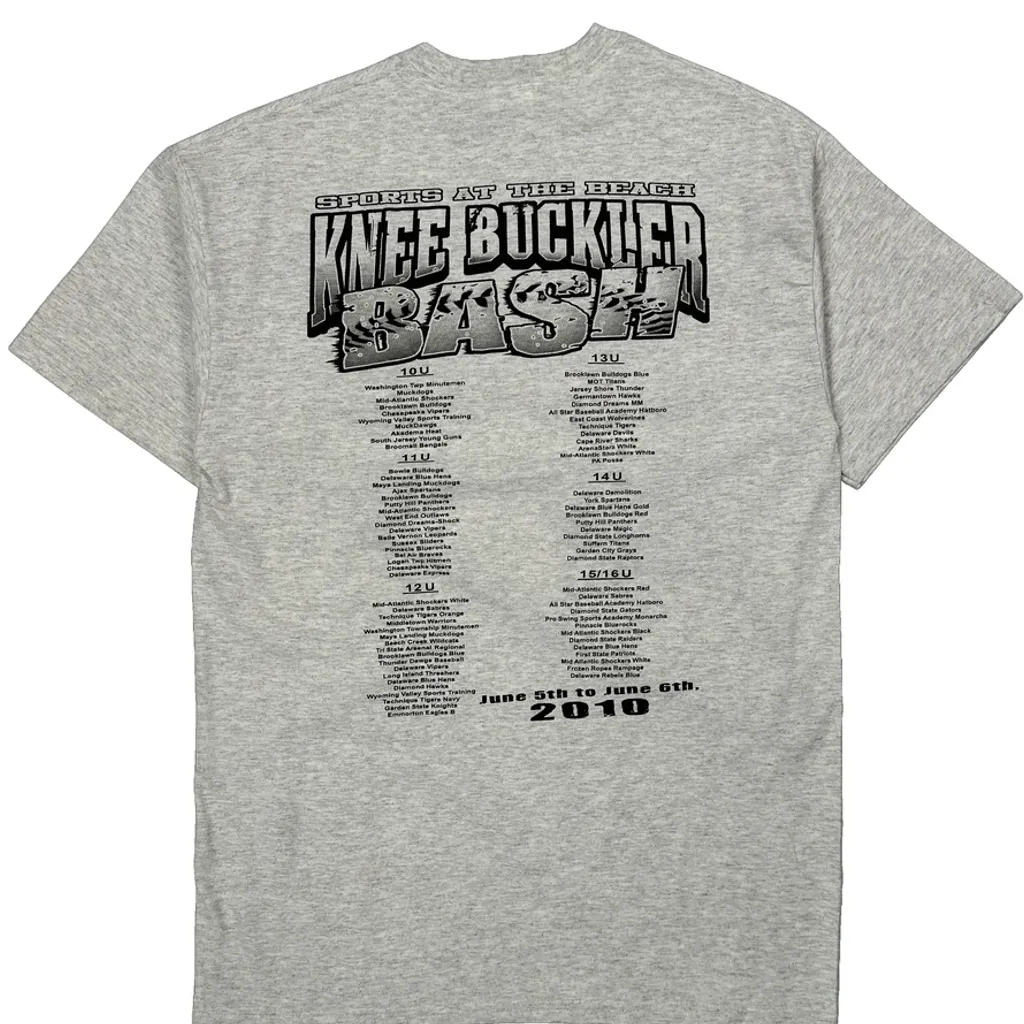 Knee Buckler Bash Gildan Graphic T-Shirt - Medium Gray Cotton - Image 6